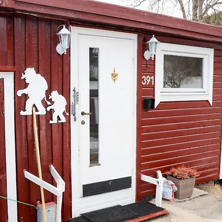 Дом отдыха Senja - Charming By The Sea With Terrace And Fantastic View Финнснес