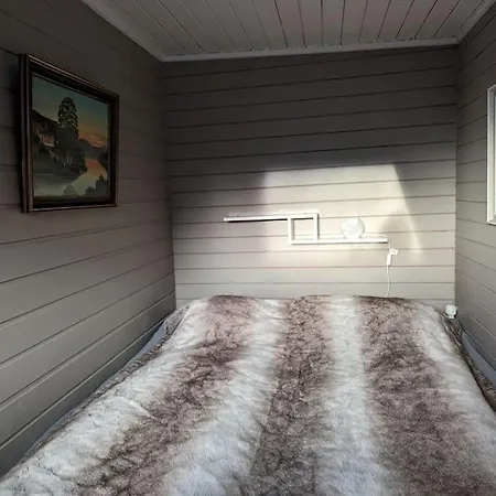 Senja - Charming By The Sea With Terrace And Fantastic View Финнснес