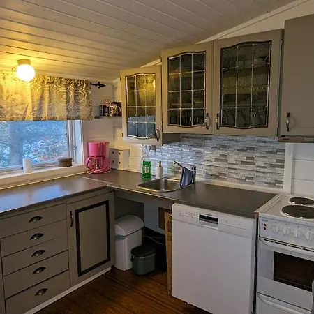 Senja - Charming By The Sea With Terrace And Fantastic View