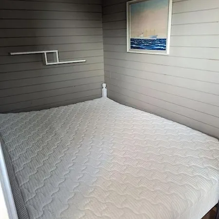 Дом отдыха Senja - Charming By The Sea With Terrace And Fantastic View *