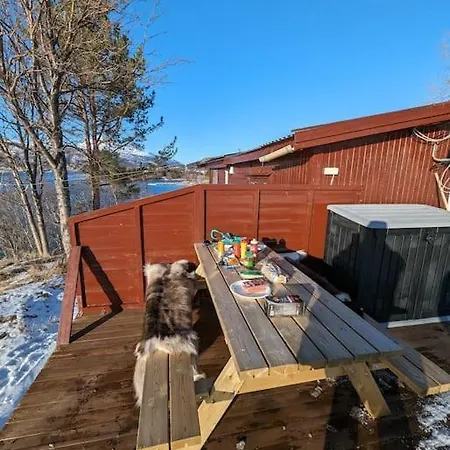 Senja - Charming By The Sea With Terrace And Fantastic View